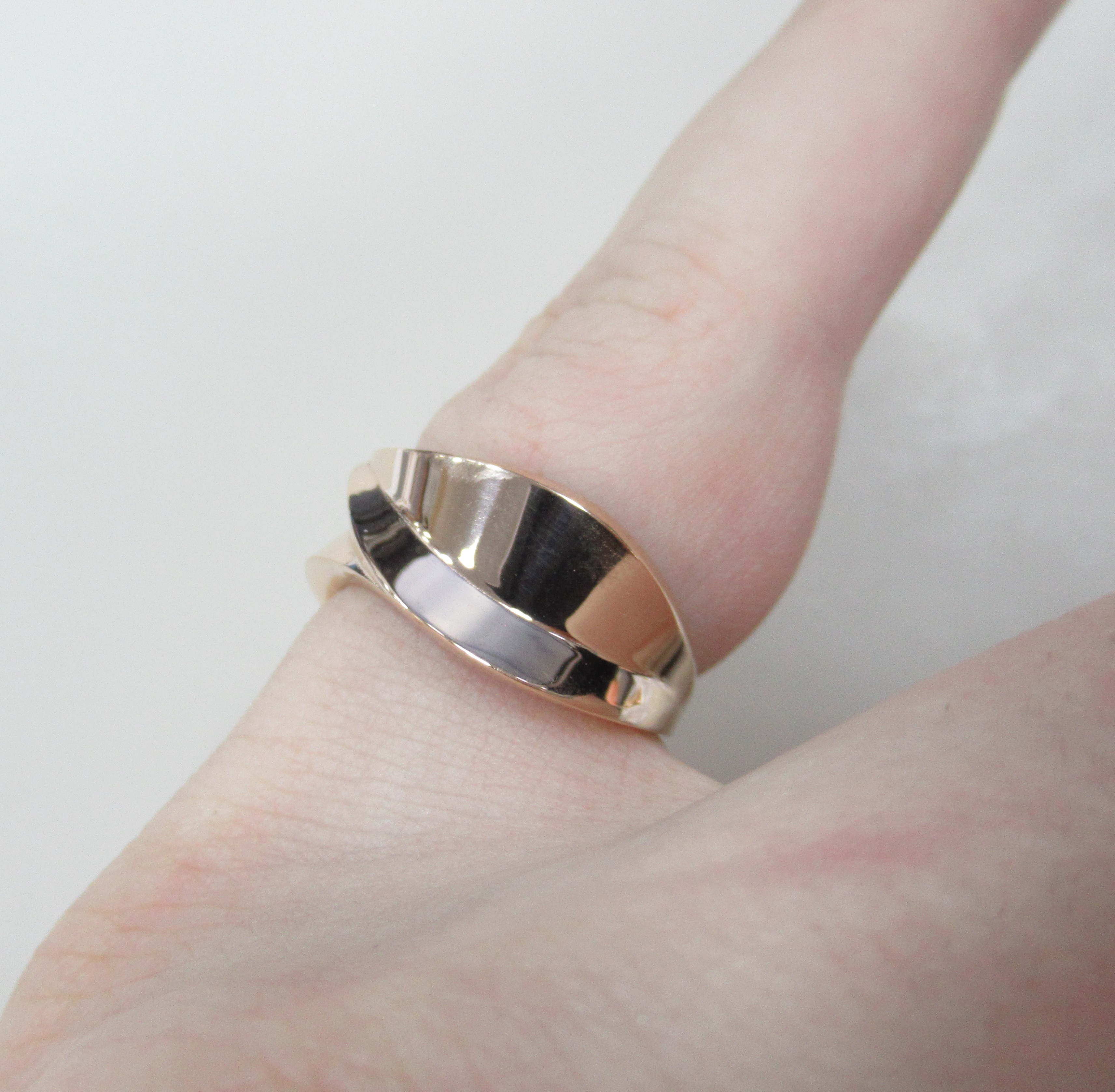 10319-000527 Кольцо (Au 585)